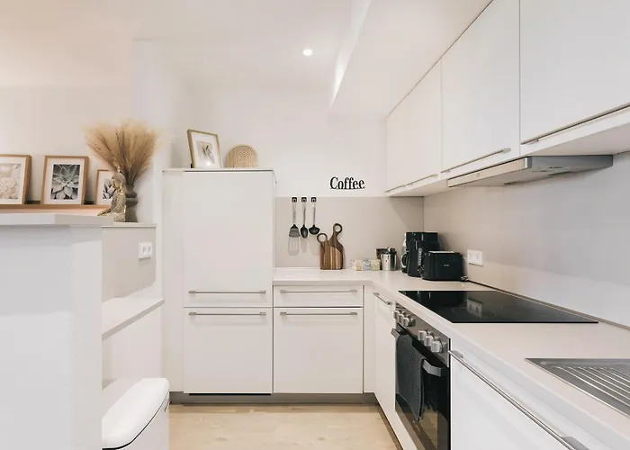 Appartement Tip! Grosszuegige Im Herzen Der Dresdner Neustadt Dresden