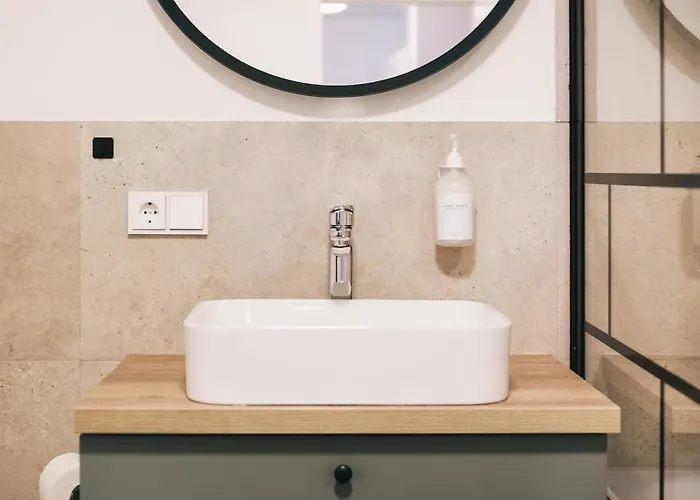 Tip! Grosszuegige Im Herzen Der Dresdner Neustadt